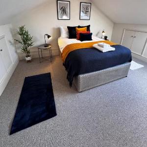 Osbourne House - BLUE 2 Bedroom2 and half bath