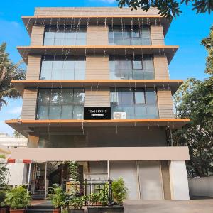 Super Townhouse Hadapsar formerly Savali Inn