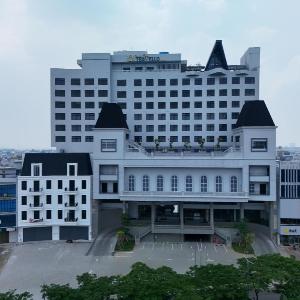 Grand Travello Hotel Bekasi