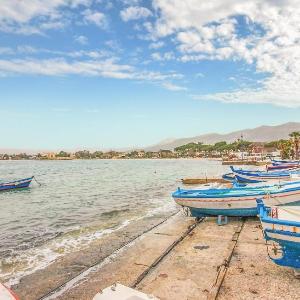 4 Bedroom Cozy Apartment In Palermo