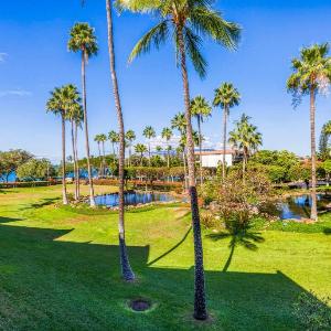 Charming Elegant Oceanview 1Bd 2Ba In Front Building