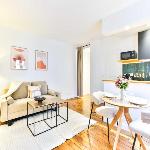 Magnificent apartment -1BR 4P - Buttes Chaumont Paris