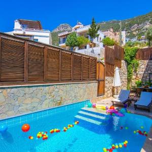 Kalkan Kiziltas 4 Bedroom Villa with Pool