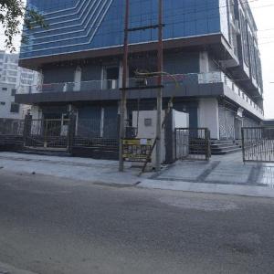 Hotel Om Regency