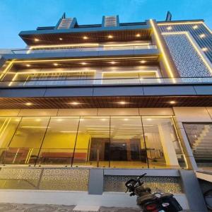 Hotel R.Raghavam