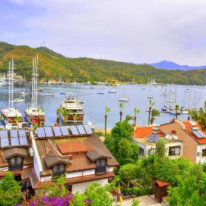 Royalis Boutique Suites