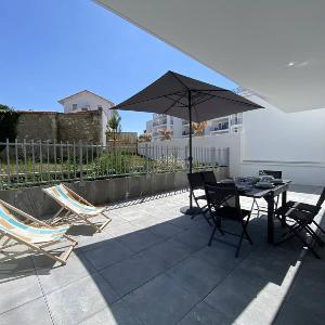 Royan T3 Moderne - Bord De Mer - 6 Pers Parking Terrasse - FR-1-738-35