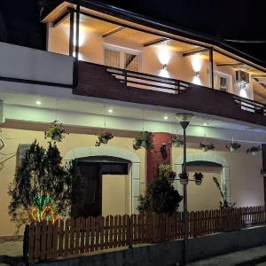 The Parkside Villa Apartment II
