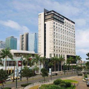 Seda Bonifacio Global City