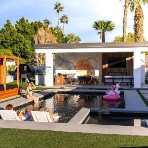 Sauna-BBQ-Golf-HeatedPool