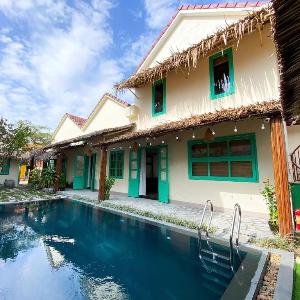 Lamer Coastal Villa
