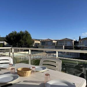 Appartement climatise avec piscine - Vue Clape GN190-711