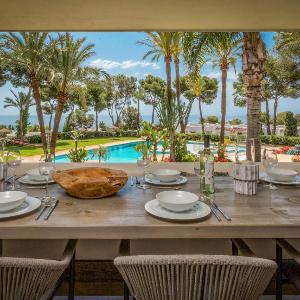 ViVi Homes - Sofia - Pool - Beach - terrace