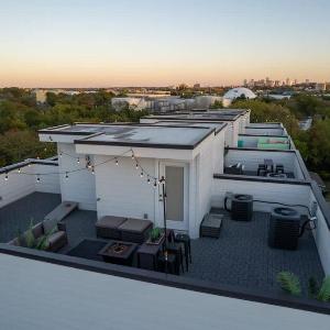 Spacious House with Serene skyline views