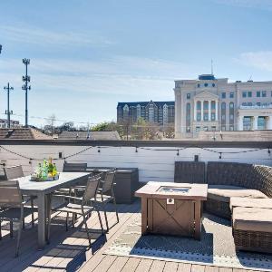 Spacious Nashville Home Close to Belmont Rooftop