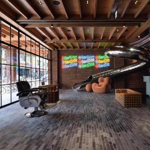 Reddot Hotel