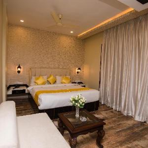 Hotel Heritage Inn