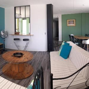 Urban tropical home Tahiti