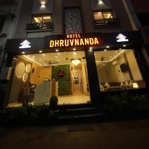 Perfectstayz Dhruv Nanda