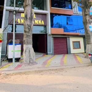 Hotel Manokamna