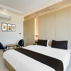 Super Townhouse ISBT Dehradun