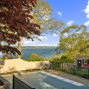 Coastal Comfort with Stunning Harbor Views