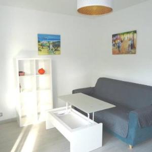 Bel appartement 2 pièces climatisé 500m centre