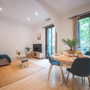 One Bedroom Apartment in Carrer Aragó