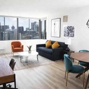 LaCité Apartments Modern Comfort Close to Downtown Montreal