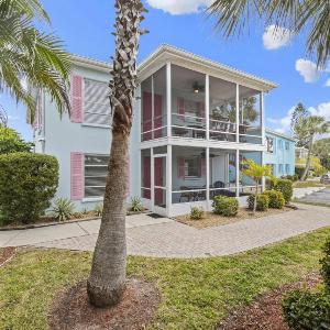 High Tide – Pool Grill Pet Friendly Located in the Heart of SK!