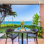 Kuleana 405 Oceanfront 1Bedroom condo