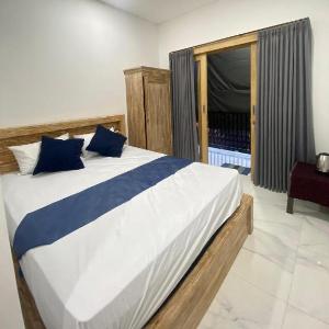 SH Hotel - 20 second to the Beach