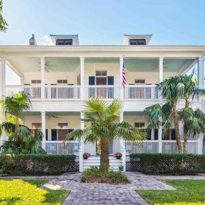 The Admirals Estate by Last Key Realty