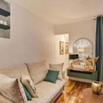 Superb Apartment Le Marais Place des Vosges Paris 
