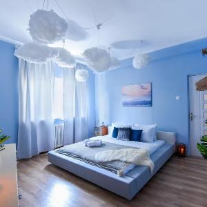 Central Charm and Modern Style- Elegant Stay in the Historic Bucharest