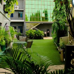 King Maya Hotel
