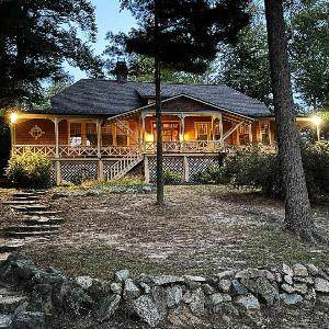 NEW Forest Lodge Serenity on Long Lake - Dogs Welcome