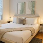 Modern 2BR with Reliable Wi-Fi - Roscoe 30 Chicago Illinois