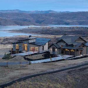 Proximity to Deer Valley East and Breathtaking Natural Beauty with Unparalleled Elegance