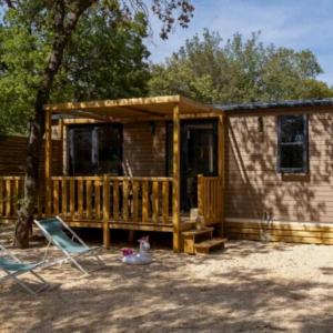 ZEcamping 5 étoiles parc aquatique animations locatif TV LV BBQ 39m2
