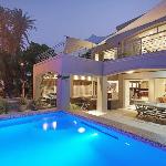Fresnaye Ocean and Mountain Views Back Up Power Cape Town