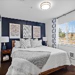 Library INN - Boutique Rooms - Free Breakfast - Hot Tub