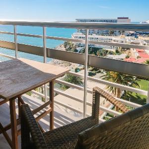 Apartamento La Roca Rental 1 dormitorio Acogedor con vistas al mar