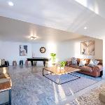 Llandudno - Wood-fired Hot tub and Outdoor Pool with Gym and Sleeps 14 Cape Town 