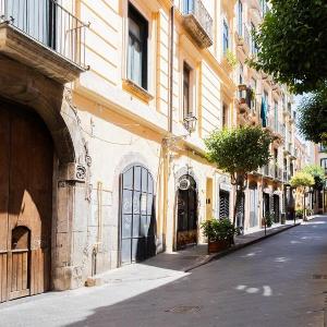 Lovely Salerno - Apartment