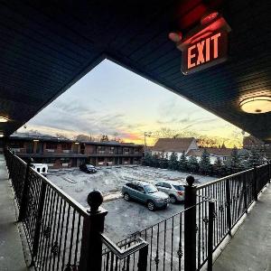 Admiral Motel By OYO Chicago I-94