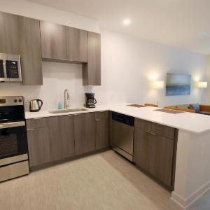 Spectacular Apartments by BCA Furnished Apartments Spec1B 418 B