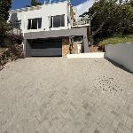17D - Stylish Spacious Studio Scenic Balcony Views Cape Town