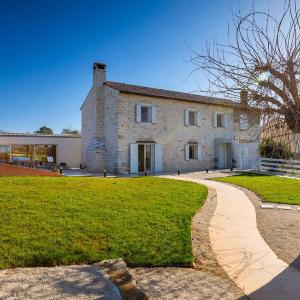 Beautiful Villa Sarizol with indoor pool in Rovinj