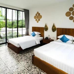 Family Suite with Balcony